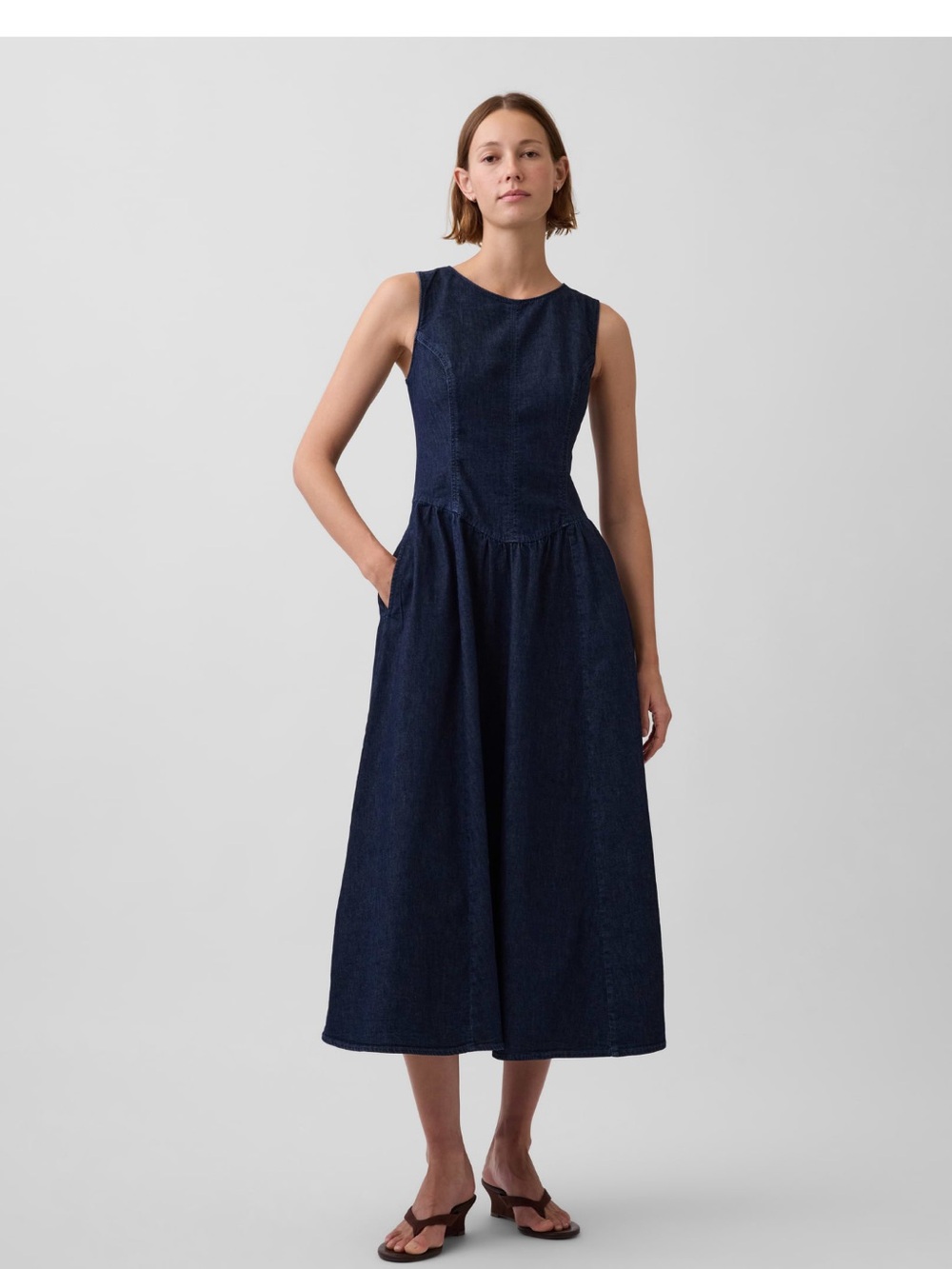 NWT Gap Denim Drop Waist Midi Dress with Pockets and Basque waist. Size L - Picture 1 of 8